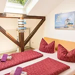 Urlaubsmagie - Maisonette-wohnung Wanderfalke - Saisonaler Pool Casa de Férias *