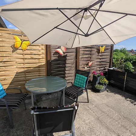 Urlaubsmagie - Maisonette-Wohnung Wanderfalke - Saisonaler Pool Holiday home *