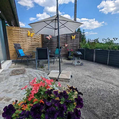 Urlaubsmagie - Maisonette-Wohnung Wanderfalke - Saisonaler Pool Lichtenhain (Sebnitz)
