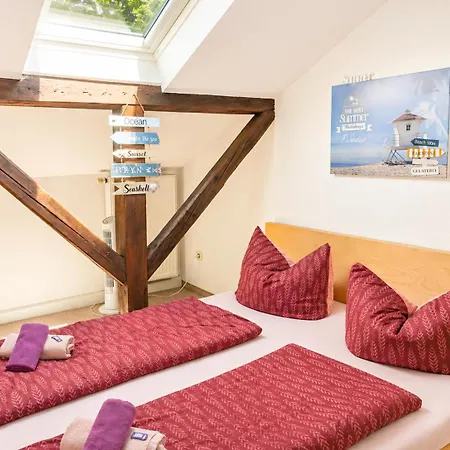 Urlaubsmagie - Maisonette-wohnung Wanderfalke - Saisonaler Pool بيت للعطل *