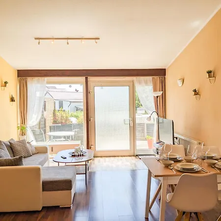 Urlaubsmagie - Maisonette-wohnung Wanderfalke - Saisonaler Pool * Lichtenhain (Sebnitz)