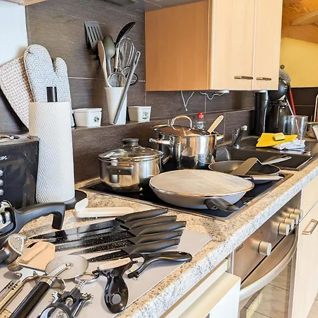 Vakantiehuis Urlaubsmagie - Maisonette-wohnung Wanderfalke - Saisonaler Pool Lichtenhain (Sebnitz)